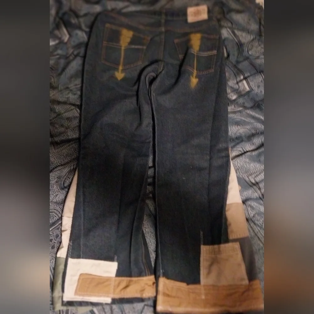 Upcycled jeans - Picture 1 of 4
